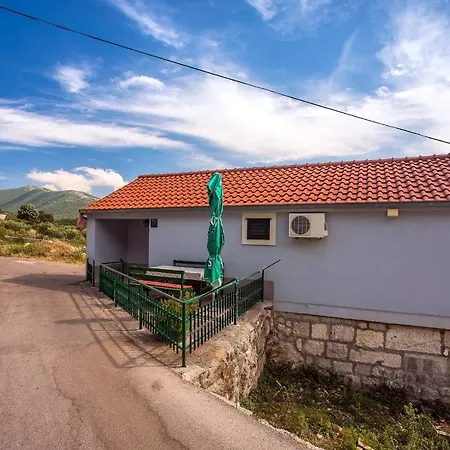 Cheap Near Omis *